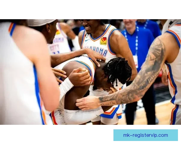 小卡带伤绝杀惊险救主 0.4秒神剧情震惊全场